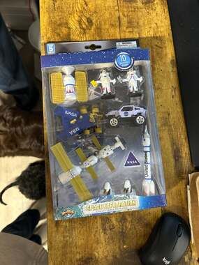 Adventure Planet Space Exploration 10-Piece Collectible Replica Playset